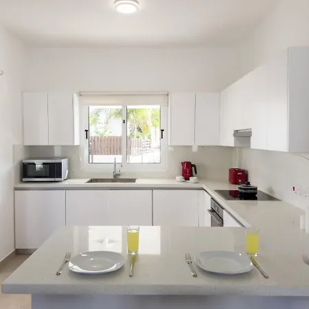 040 Villa