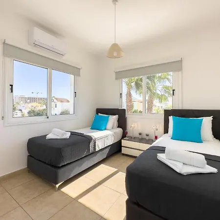 040 Villa Ayia Napa