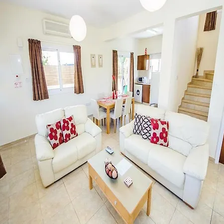 Villa 040 *